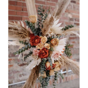 Artificial Center Pieces