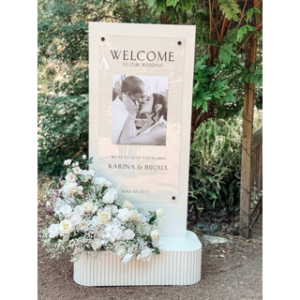 Signs, Easels, Mirrors, and Chalkboards