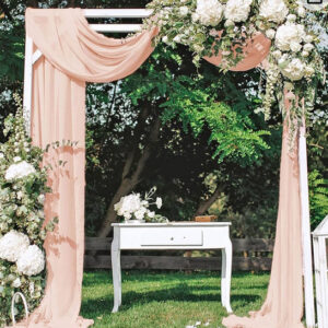 Quince Romantic backdrop